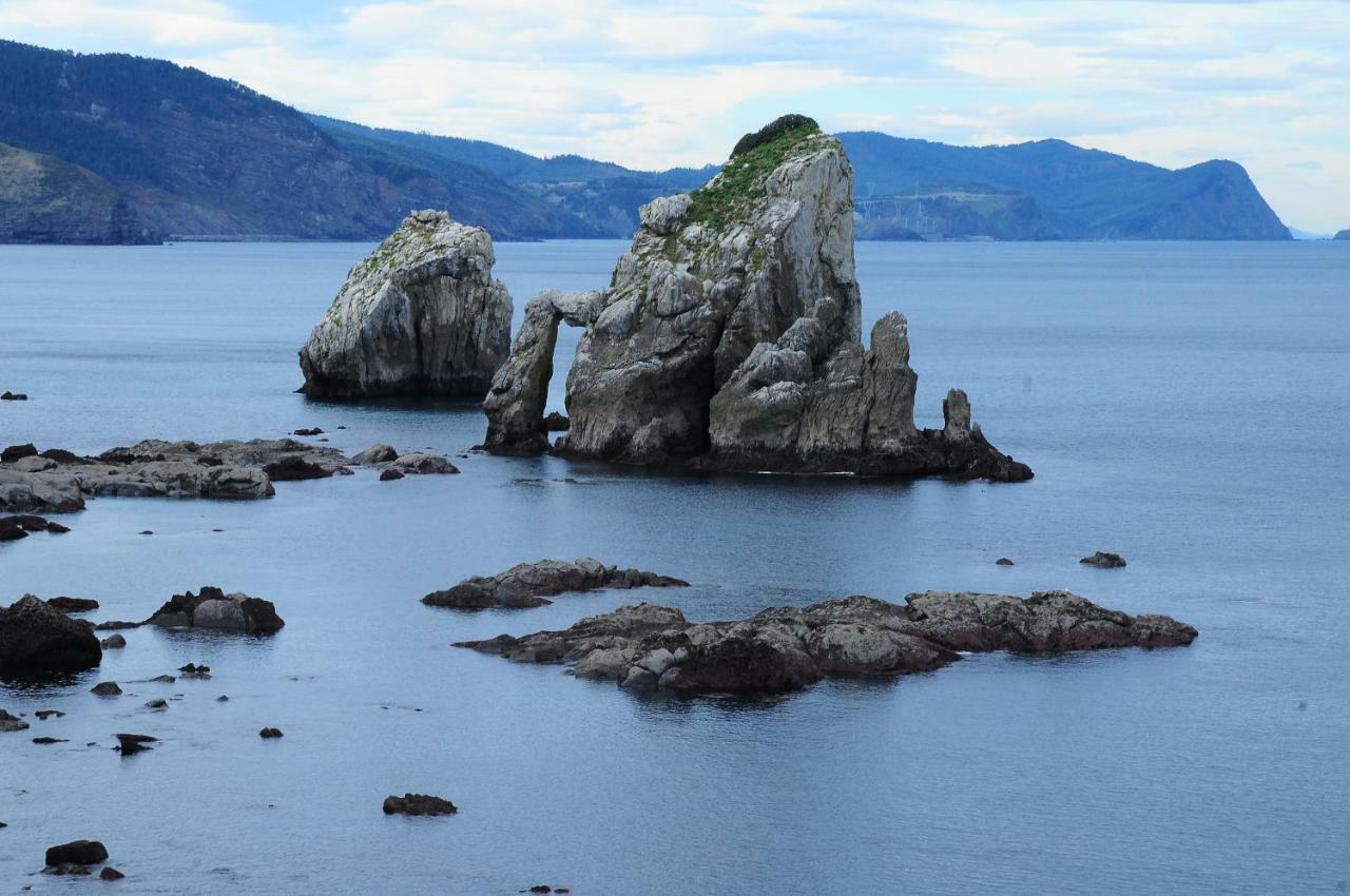 Apartamntos Urdaibai 3 Bermeo Esterno foto